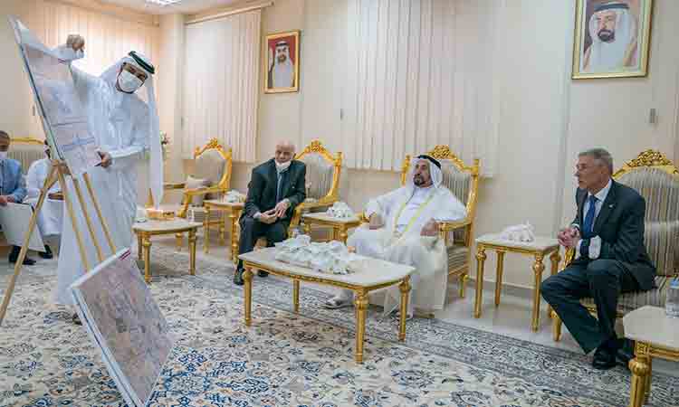 Sheikh Sultan meets delegation from University of Melbourne in Sharjah