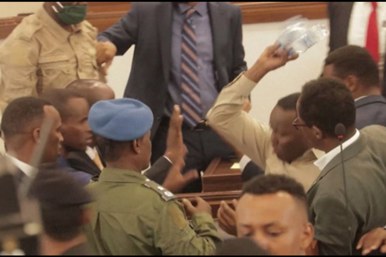 Scuffles in Somalia parliament as new cabinet announced