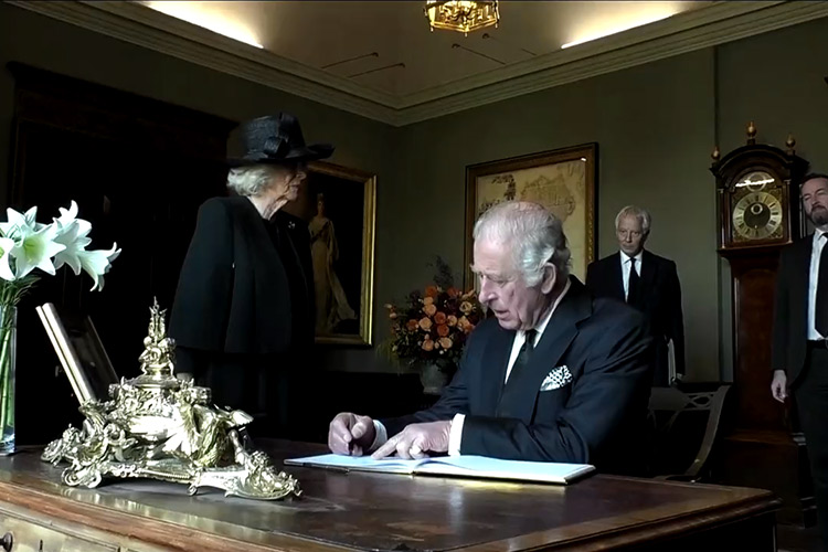 King Charles III gets annoyed at leaky pen, video goes viral