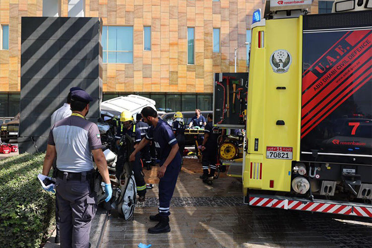 Two killed, one injured after motorist loses control and hits hospital pillar in Abu Dhabi 