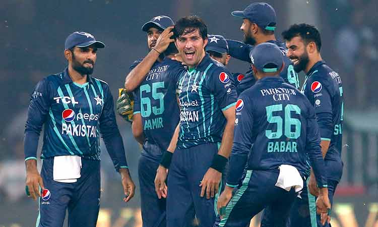 Pakistan beat England by 6 runs in 5th T20