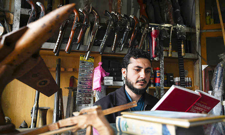 Library thrives in Pakistan’s ‘Wild West’ gun market town