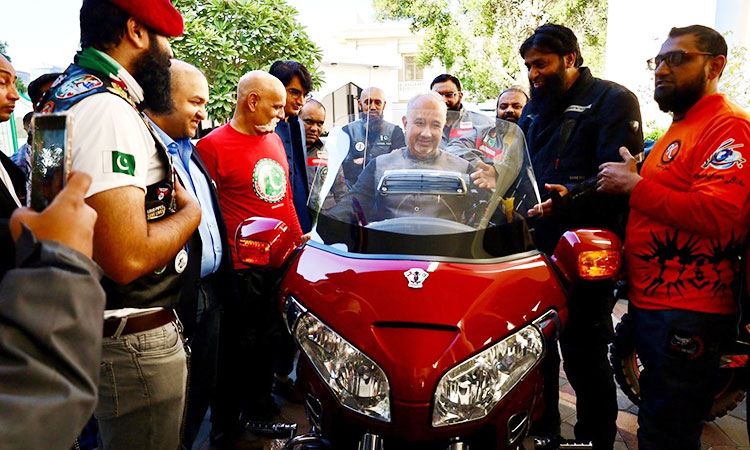 25 bikers on road trip to Holy City of Makkah visit Pakistani mission in UAE