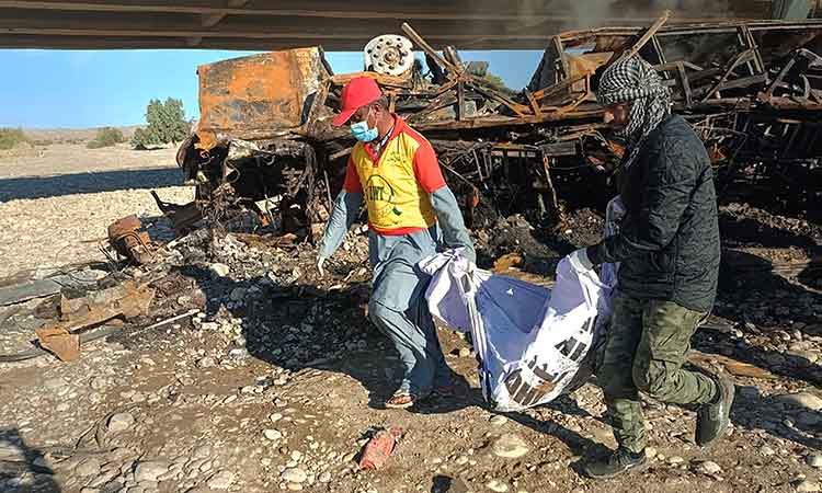 Over 40 passengers charred to death in Pakistan bus crash