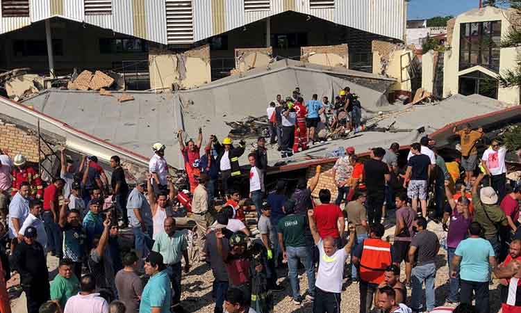 At least 10 killed in Mexico church roof collapse