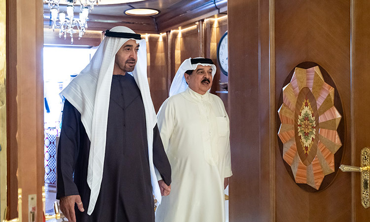 UAE President visits King of Bahrain at his residence in Abu Dhabi