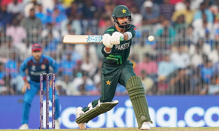 Pakistan believe 'miracles can happen' to rescue World Cup dream