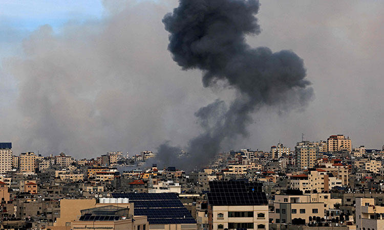 World calls for calm as Israel, Hamas conflict escalates