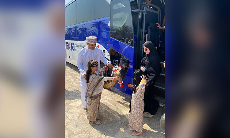 Ras Al Khaimah launches bus service to Oman’s Musandam city 