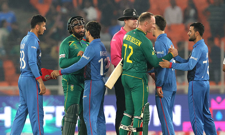 Van der Dussen leads South Africa to Cricket World Cup win over Afghanistan