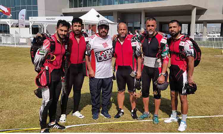 Bloushi delivers flawless performance, leads Dubai International Parachuting Championship