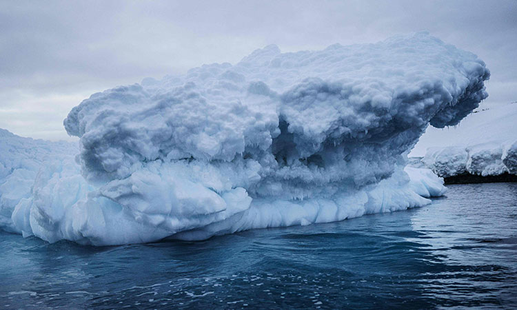 World’s largest iceberg breaks free, heads toward South Ocean