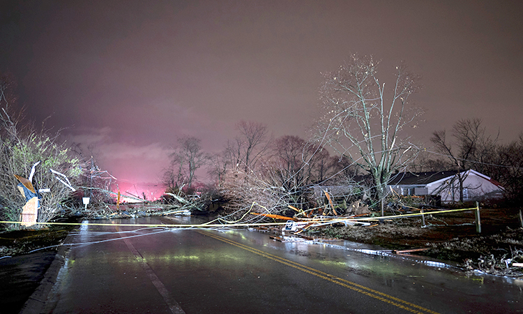 Tennessee tornadoes leave at least 6 dead, tens of thousands without power