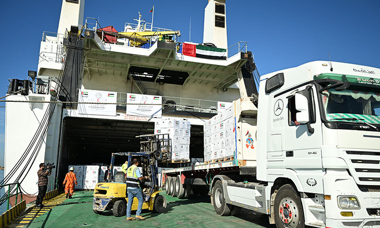 UAE aid ship arrives in Al Arish carrying 4,000 tonnes of relief supplies to support Gaza 