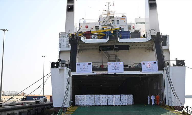 Emirati aid ship carrying 4,000 tonnes sails from Fujairah to support Palestinians