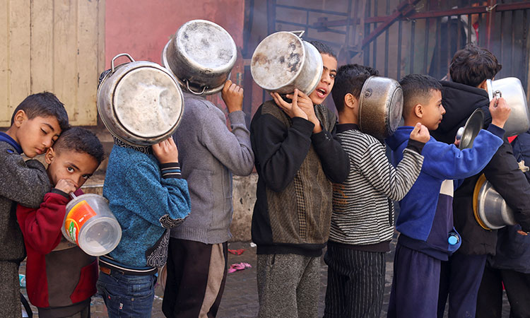 Gaza children dizzy from hunger as war impedes food deliveries 