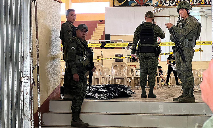 Four killed in bomb attack on Catholic mass in Philippines