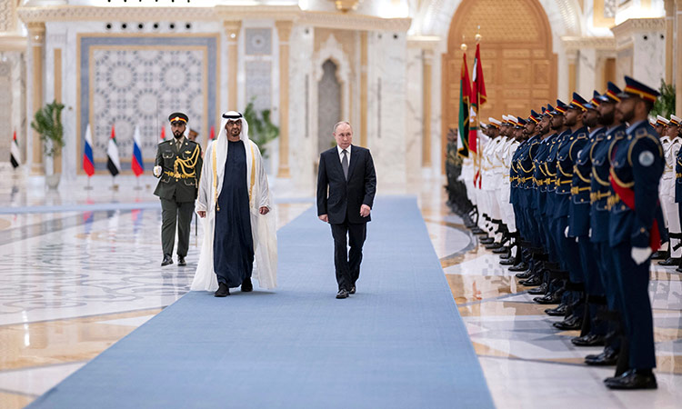 Sheikh Mohamed and Putin call for lasting peace in region based on two-state solution