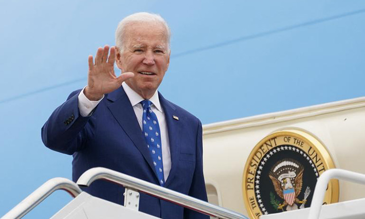 VIDEO: Biden loses balance while boarding Air Force One, video goes viral