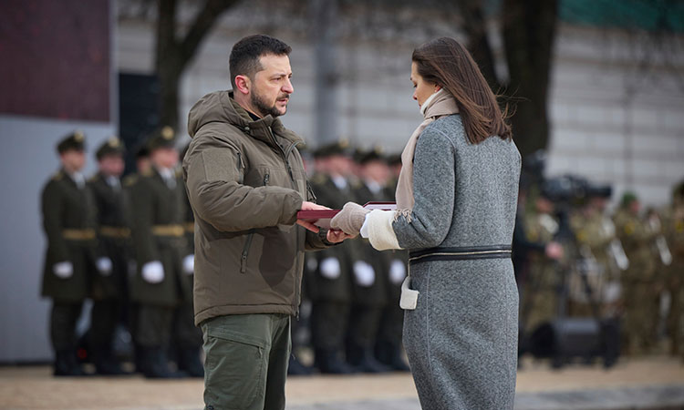 President Zelensky sheds tears for the dead as Ukraine war enters second year