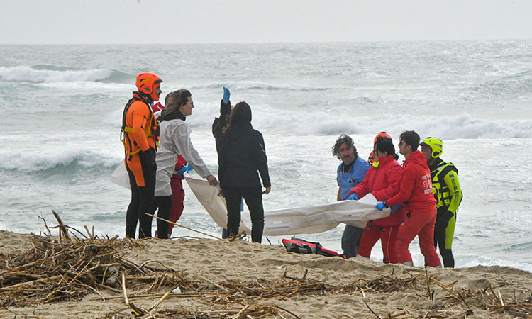 Over two-dozen Pakistanis die after migrant ship crashes into rock in Italy, 12 still missing 