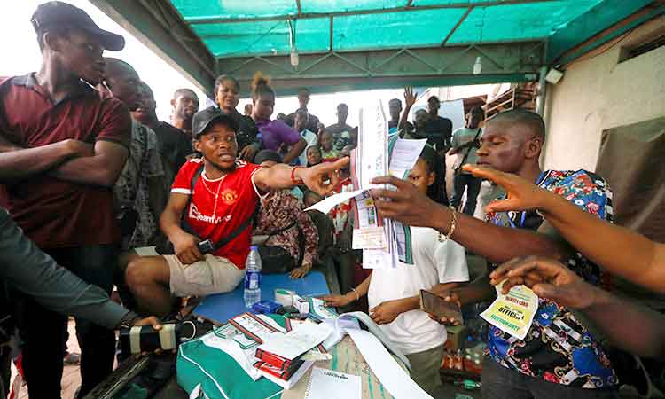 Several polling stations in Nigeria attacked on election day