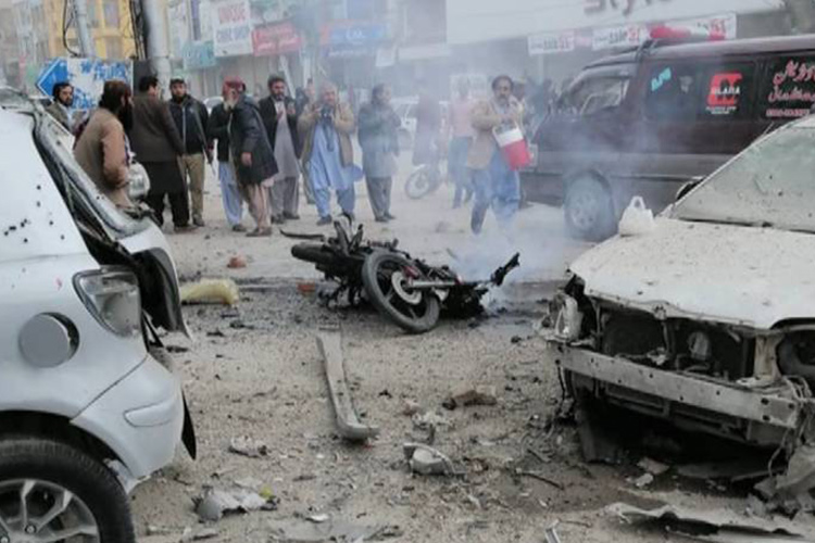 Bombing in crowded bazaar in southwestern Pakistan kills 5