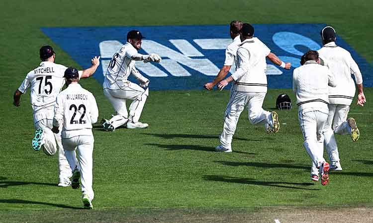 New Zealand beat England by one run in ‘crazy’ second Test