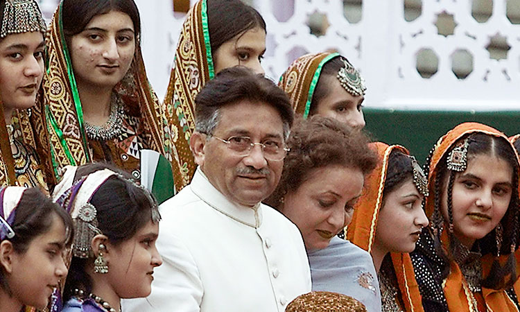 Pakistani, Indian politicians, journalists and celebrities condole Musharraf death 