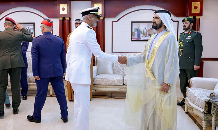 Mohammed Bin Rashid meets local, foreign high-ranking army and police officers 