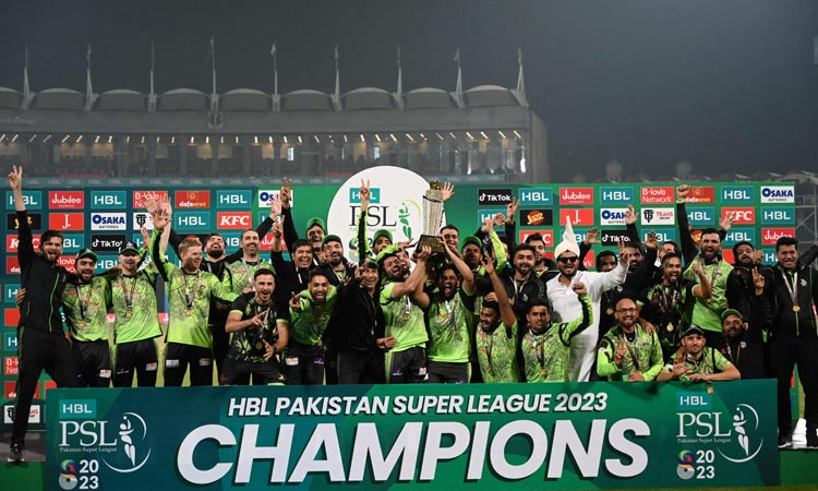 Shaheen shines as Qalandars down Sultans, retain PSL title