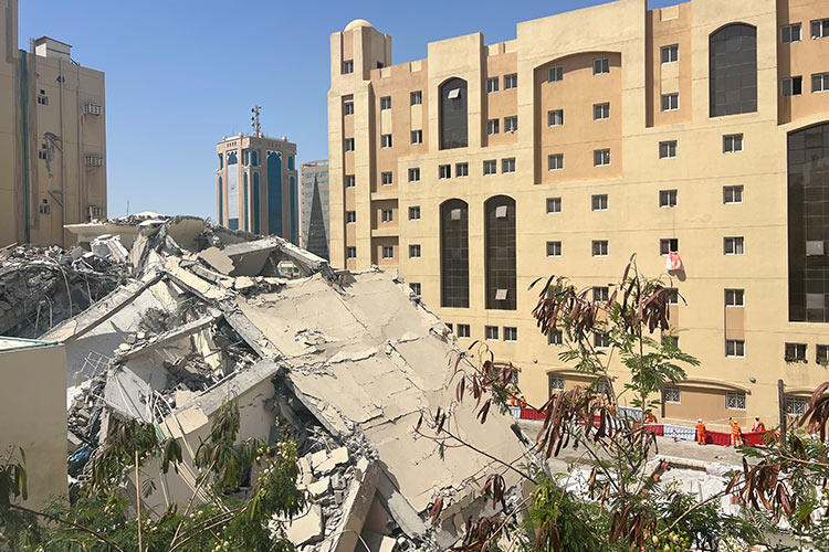 VIDEO: Building collapse in Qatar's capital kills 1, search ongoing 