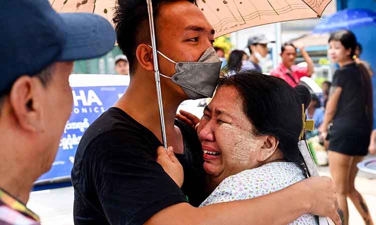 Myanmar army rulers free 3,000 prisoners in holiday gesture