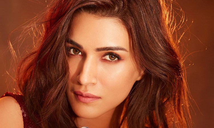 No dating apps for Kriti Sanon, who believes in old-school love