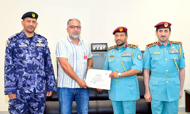 Sharjah Police honour honest man for returning Dhs150,000