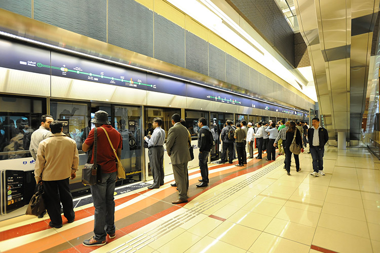 Dubai Metro Red line services resume after  a brief technical glitch 