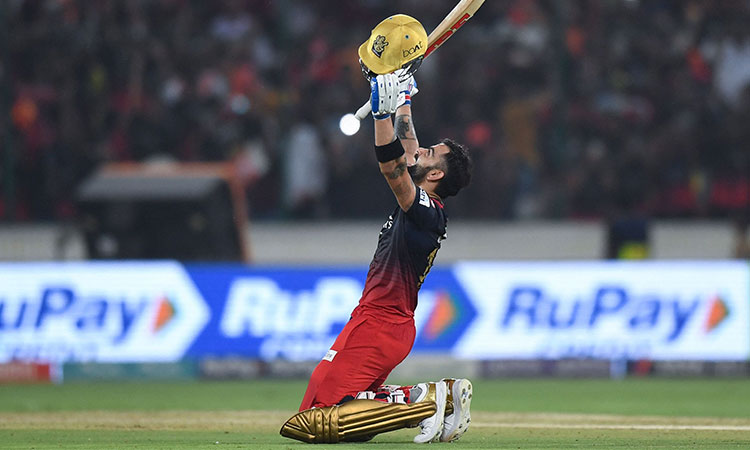 Kohli’s sublime century helps Bangalore thrash Hyderabad by 8 wickets, jump to 4th spot 