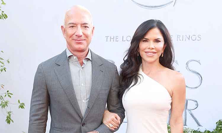 Jeff Bezos engaged to girlfriend Lauren Sanchez: Report