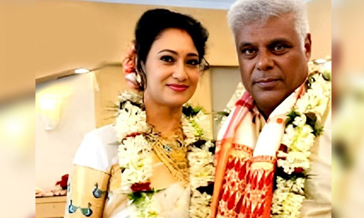 Actor Ashish Vidyarthi of Malayalee origin ties the knot for the second time - at 60