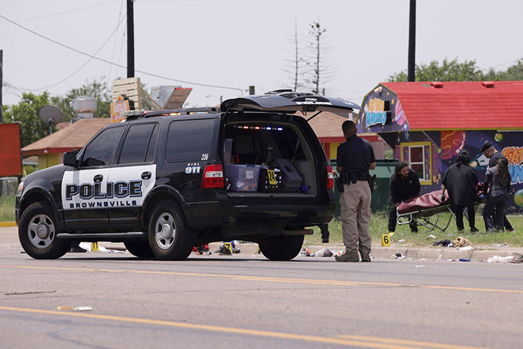 VIDEO: 7 killed as motorist strikes people outside Texas migrant center