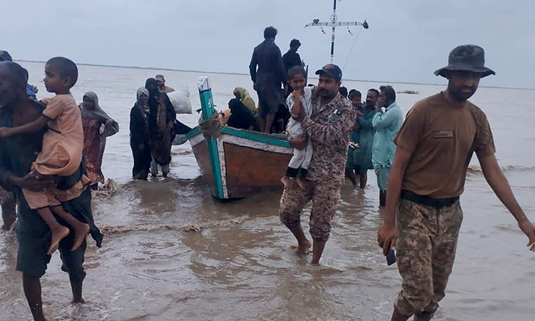 More than 100,000 evacuated as cyclone threatens India and Pakistan