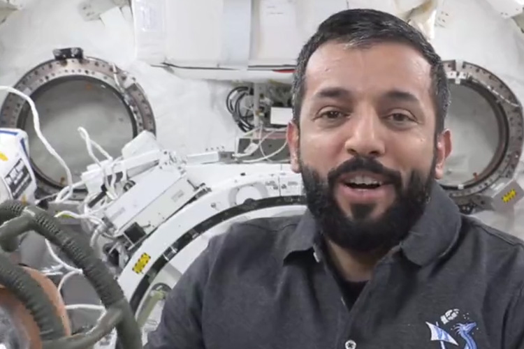 Emirati astronaut Neyadi highlights the importance of respirators during emergencies at ISS 