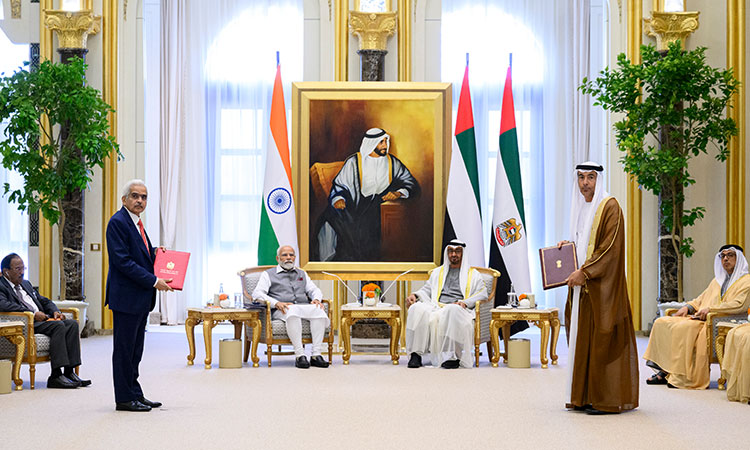 Mohamed and Modi witness exchange of MoUs; UAE-India to start trade in local currencies 