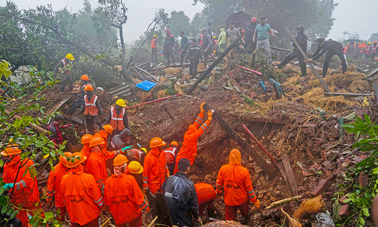 Landslide kills 16, traps many others in western India 