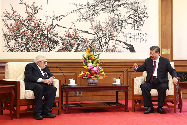 Chinese President Xi gets nostalgic with 'old friend' Kissinger in Beijing