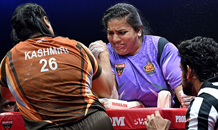 Arm wrestling grips India with glitzy dreams