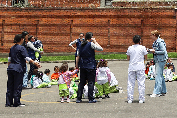 Magnitude 6.3 quake shakes Colombian capital, buildings evacuated