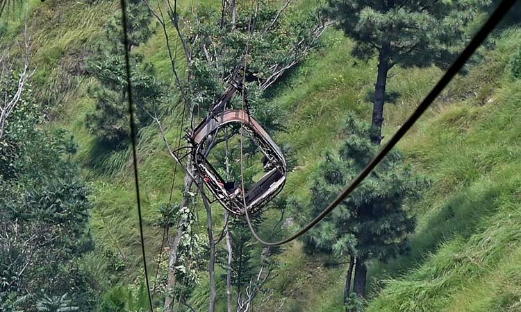 Pakistan cable car owner arrested after ignoring safety warnings