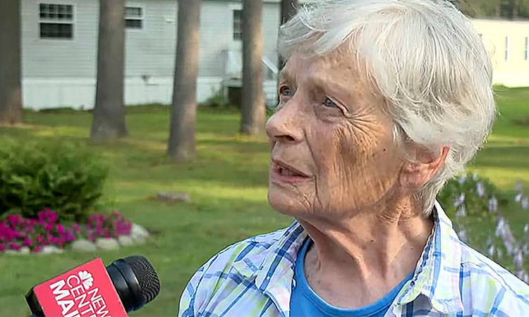 87-year-old US woman fights off hunger teen intruder, then feeds him