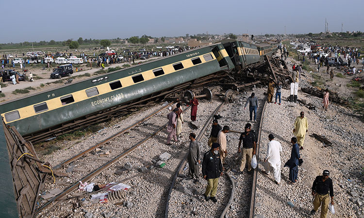 UAE expresses solidarity with Pakistan and offers condolences over victims of train accident